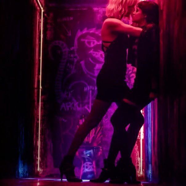 delphine-and-lorraine